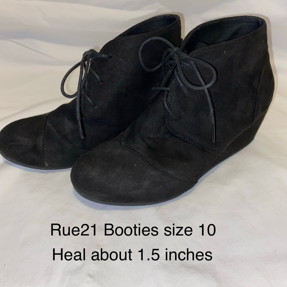 Black lace-up, healed bootie.